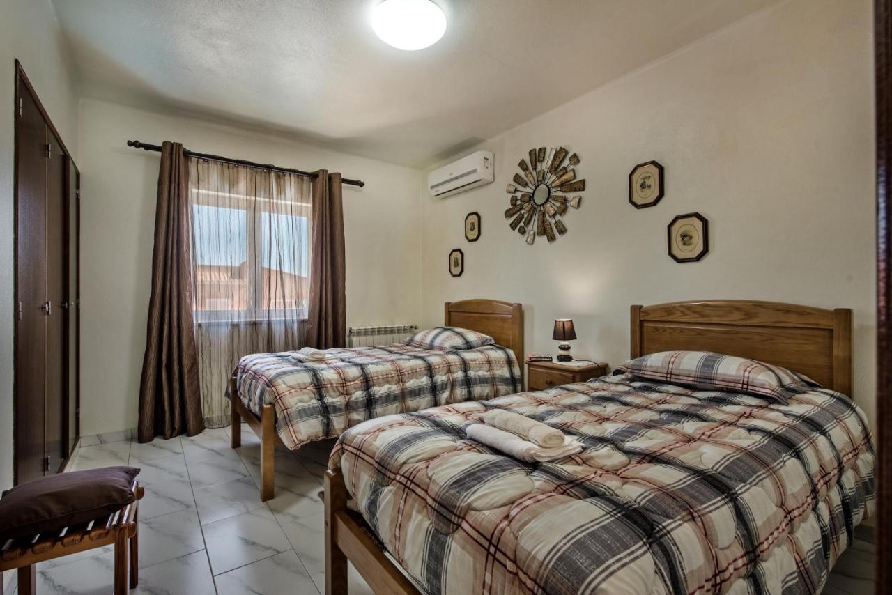 Carvoeiro Villa Miguel Luaran gambar
